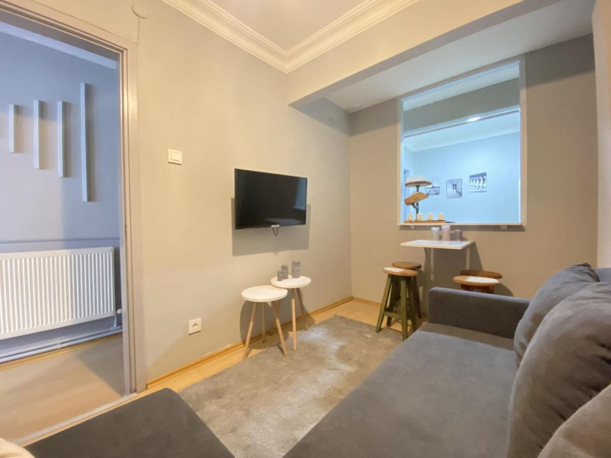Charming Flat With Balcony In Sinanpasa Besiktas Leilighet Istanbul Eksteriør bilde