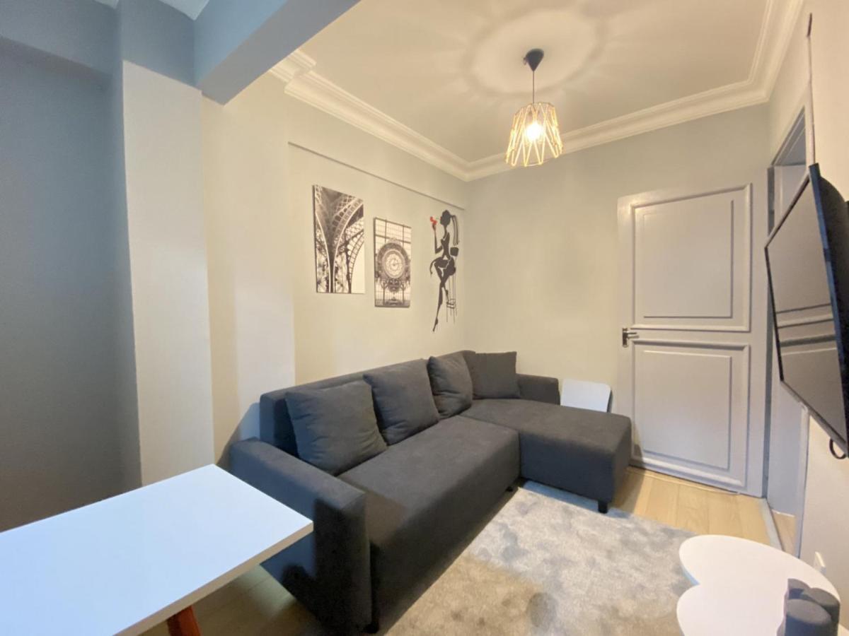 Charming Flat With Balcony In Sinanpasa Besiktas Leilighet Istanbul Eksteriør bilde
